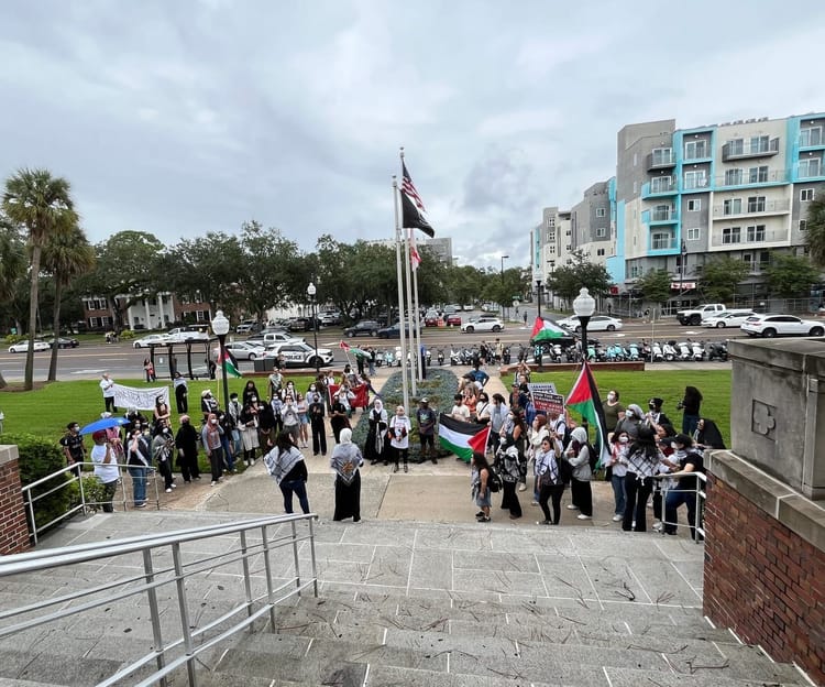 Pro-Palestinian Protesters Rally at UF to Condemn Israeli Violence and Petition for Divestment